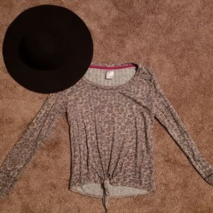 Leopard print tie front shirt